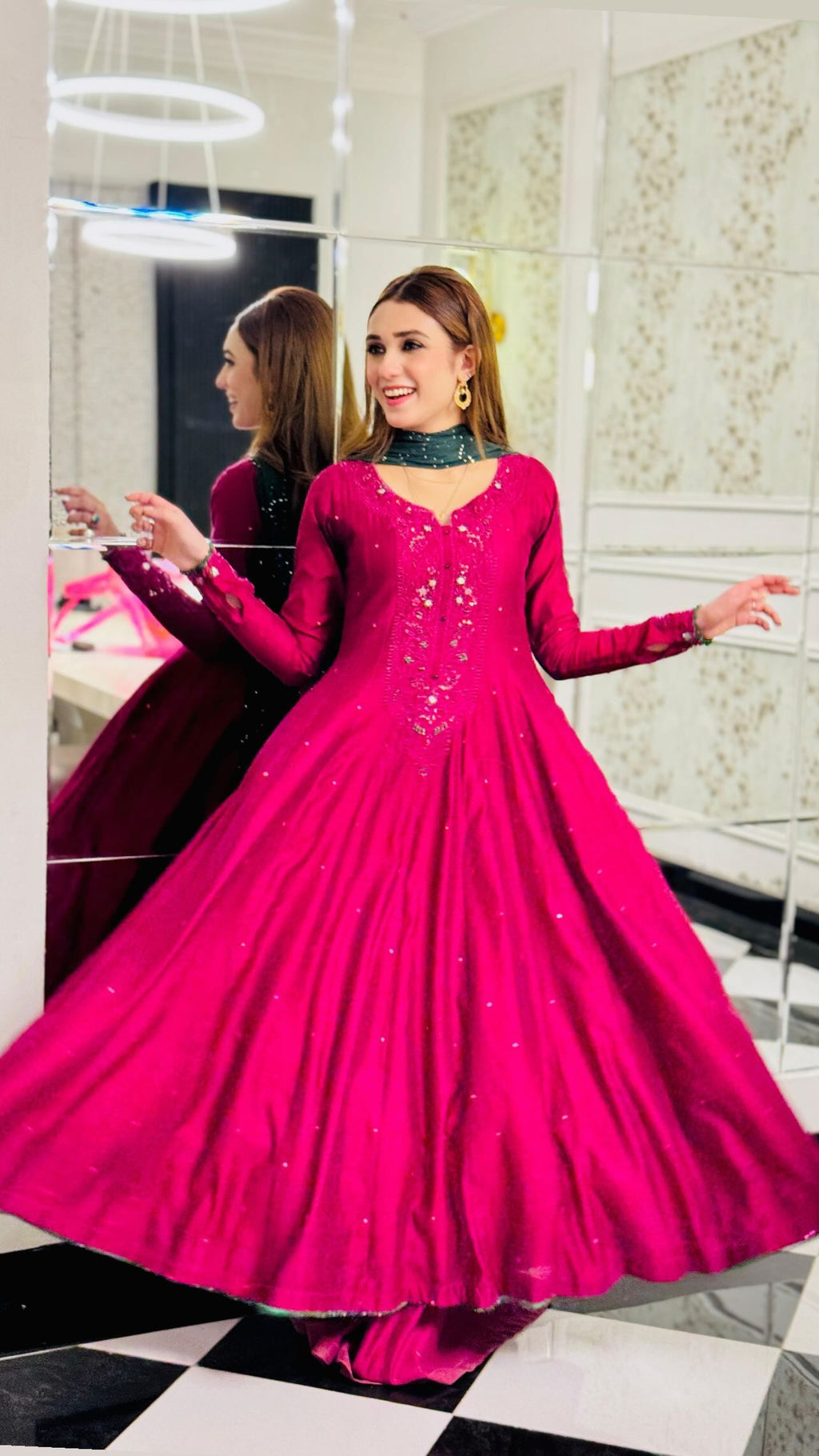 Amna Ismail- Kalidaar