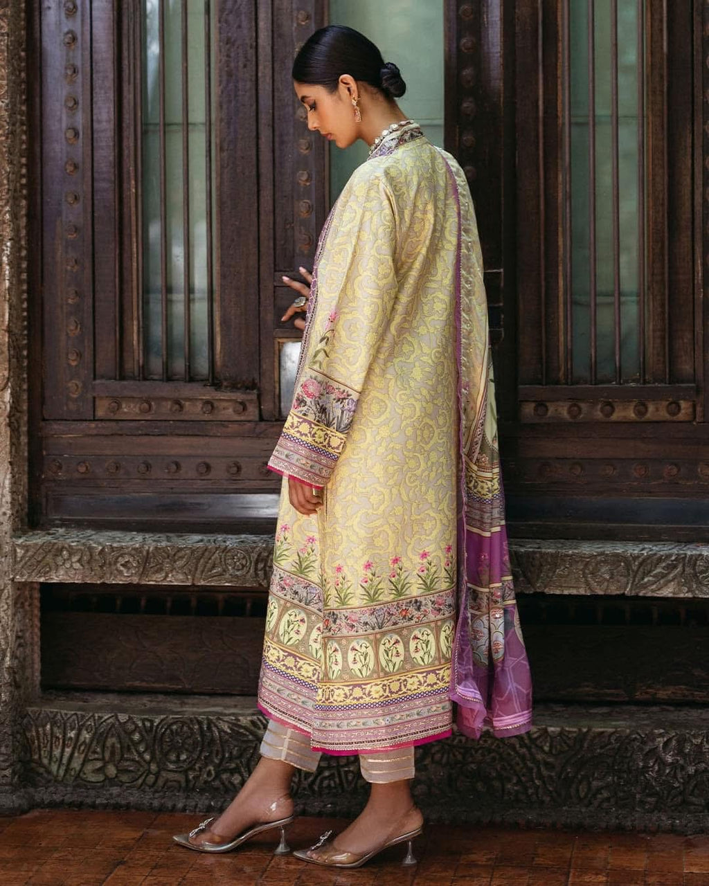 Mushq - Silk (3)