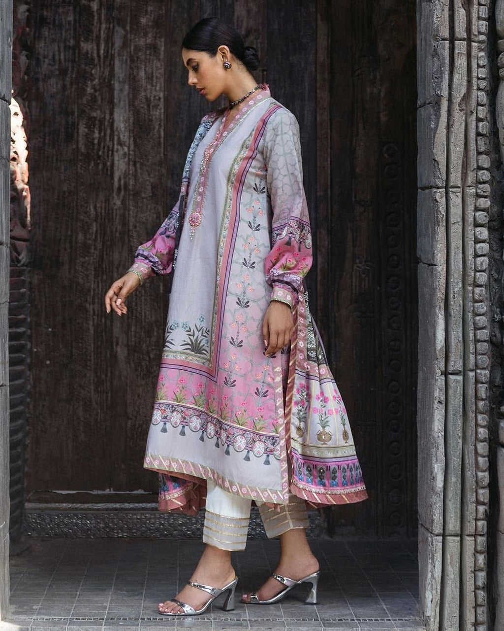 Mushq - Silk (2)