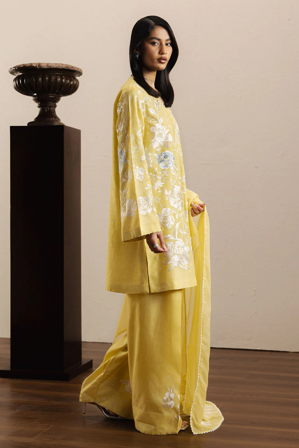 Zara Shahjahan - SHAFAQ