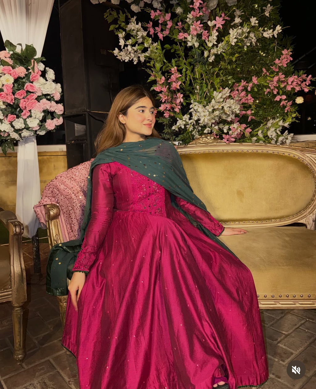 Amna Ismail- Kalidaar