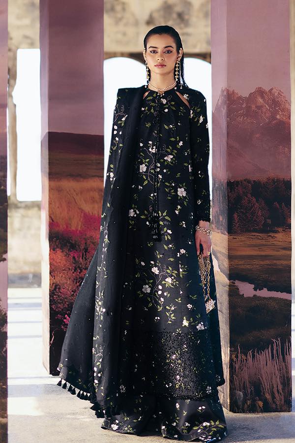 SUFFUSE- Silk Black