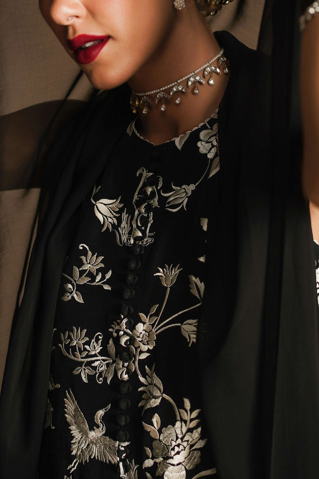 Zara Shahjahan - Noir