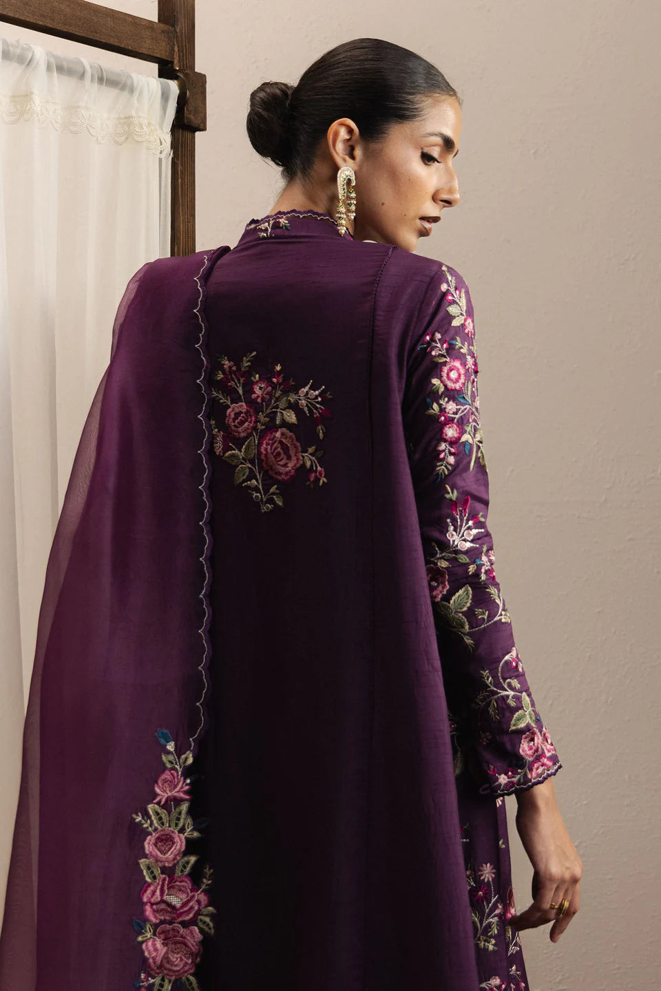Zara Shahjahan - SHABNAM