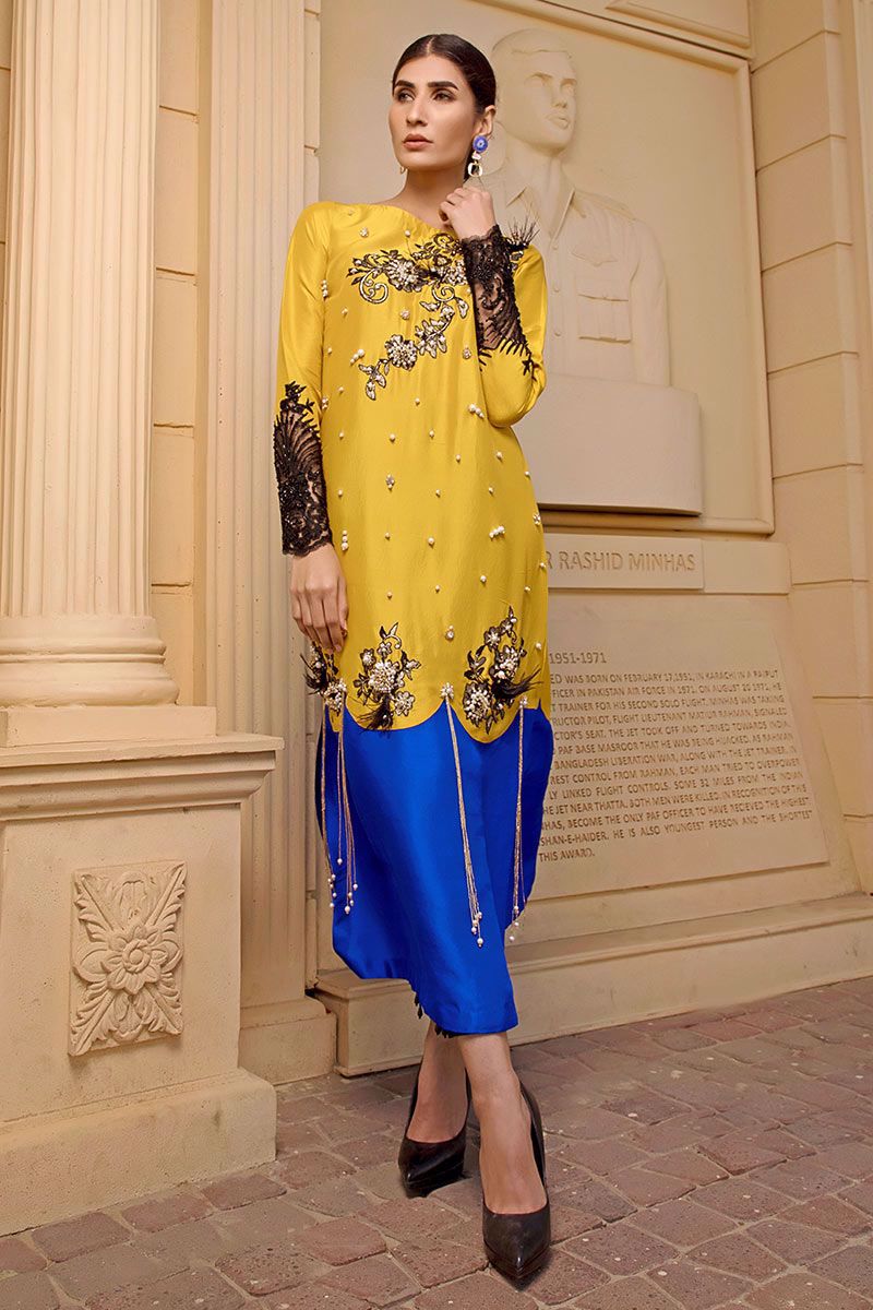 ROZINA MUNEEB- Silk