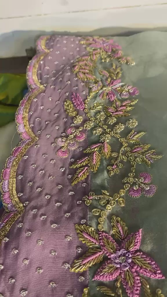 Mauve Muse